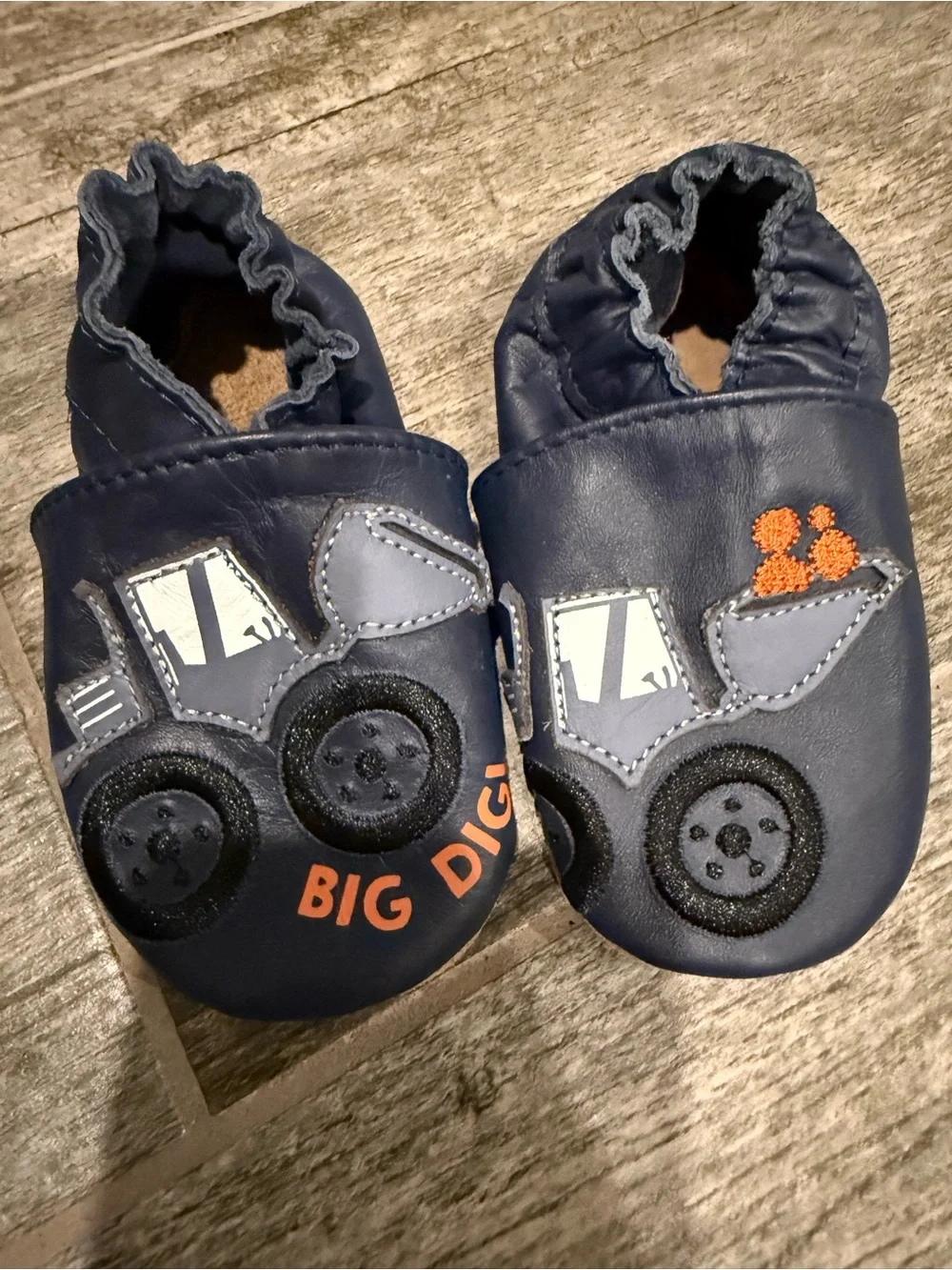 Robeez Soft Sole Leather Baby Walker Shoes - 6-12 months